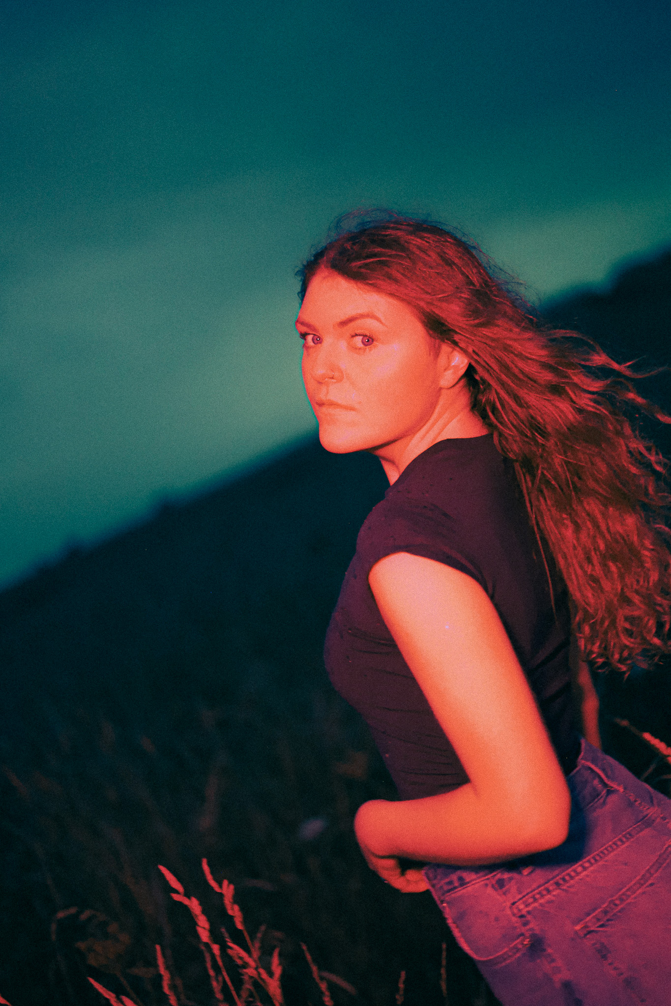 Irish Singer-Songwriter Miranda Faul Tells Us About Her Debut EP, “Rise & Run”