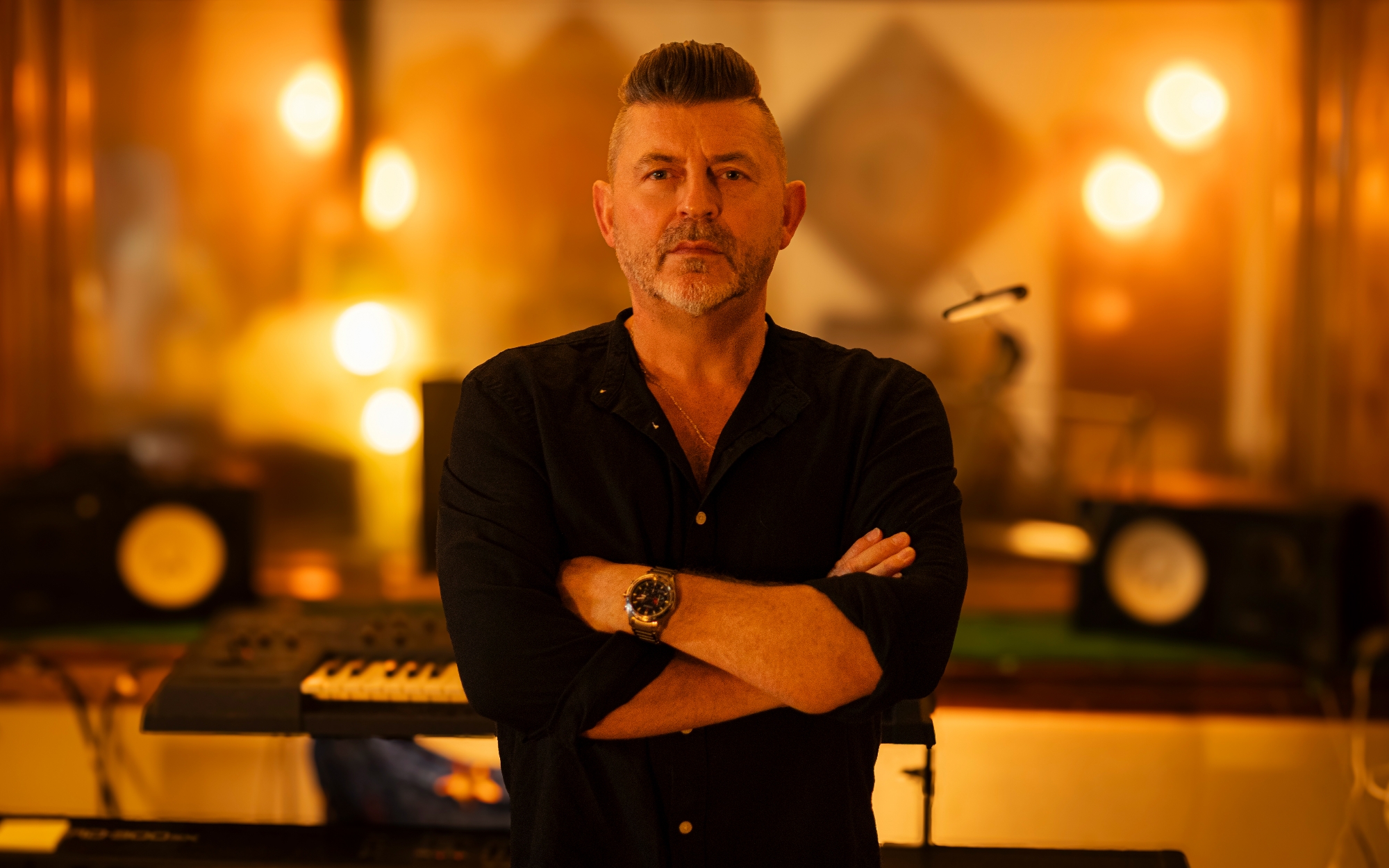 On the Podcast: The Cobh-Based Musician and Producer Brian O’Glanby Discusses His New Musical Indie Rock Project The Deep Hour, His Decades-Spanning Career, the Band’s Upcoming Debut Album “Through Your Eyes,” and Much More