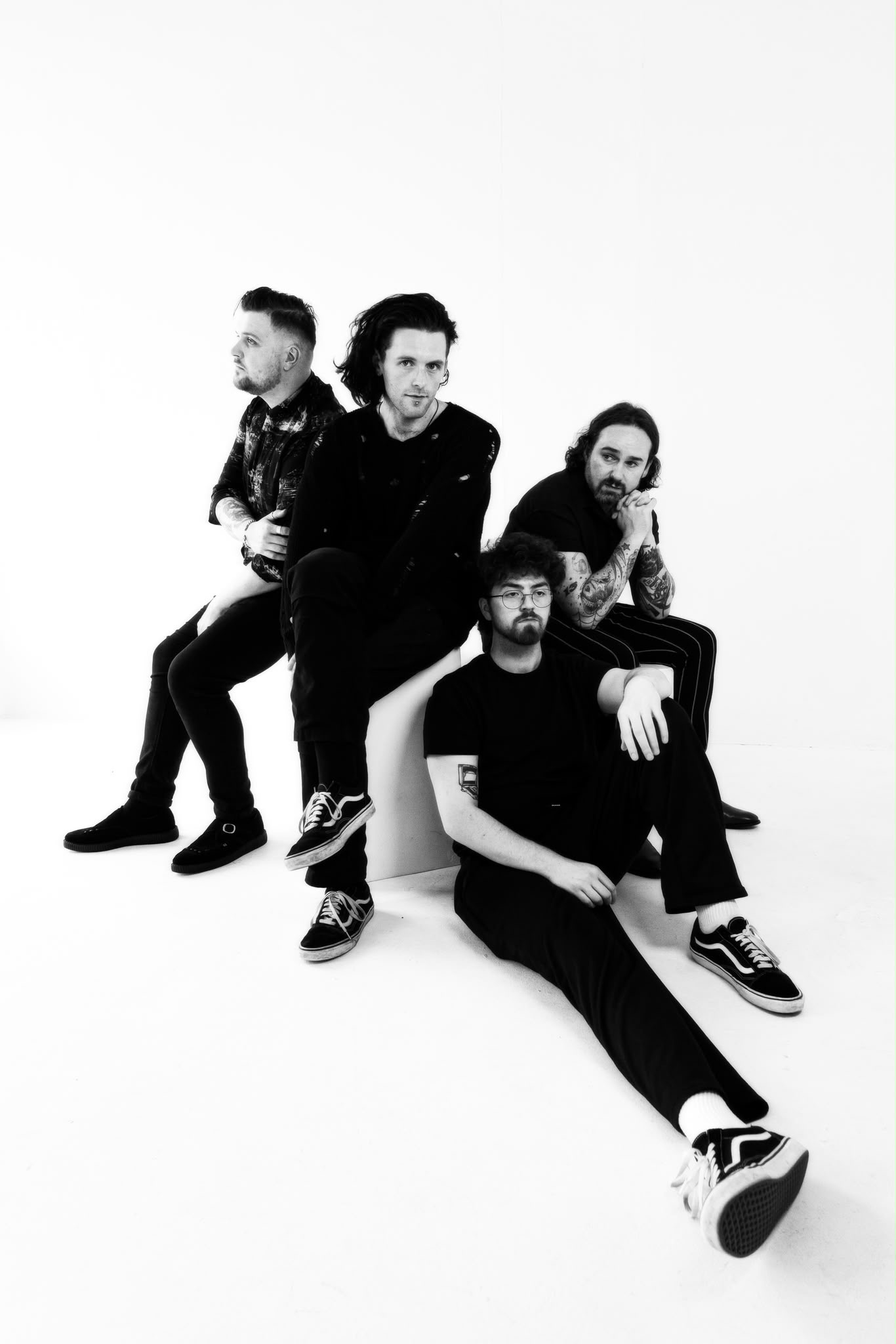 On the Podcast: Shane McMullan of the Belfast Post-Hardcore Band Broncos Discusses Their Recently-Released Debut Album “King Laugh,” Making an Epically Theatrical Sound as a Three-Piece, How the Band Has Changed, Their Future Plans, and More